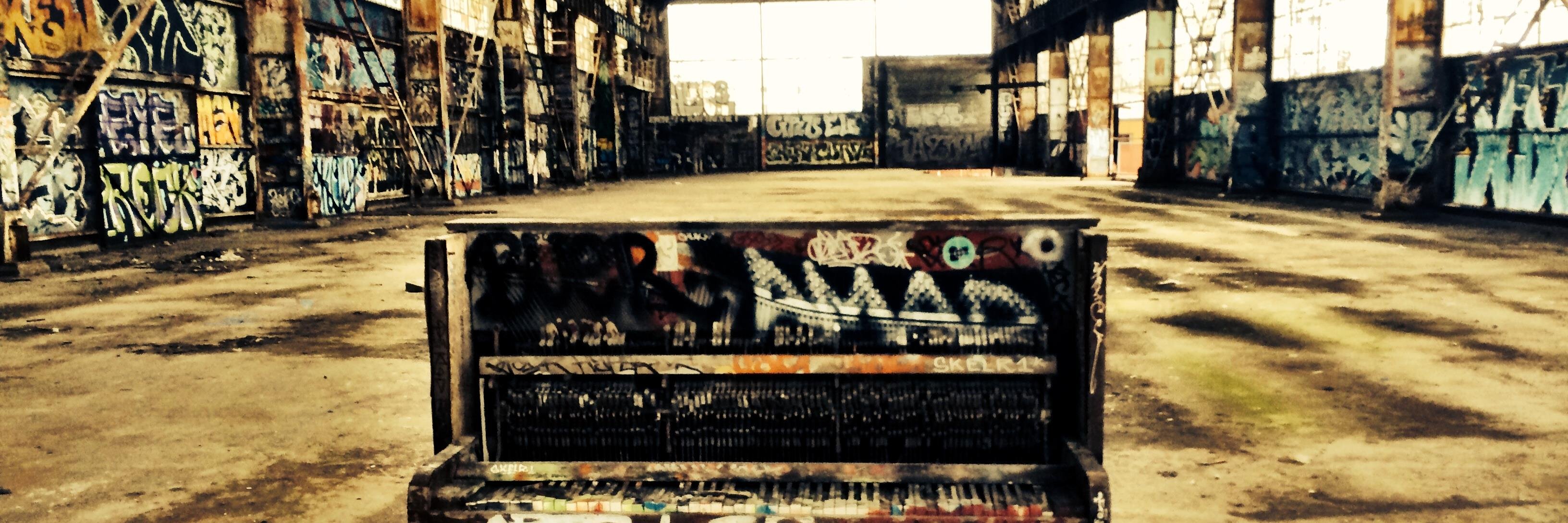 alexlofton's profile banner image