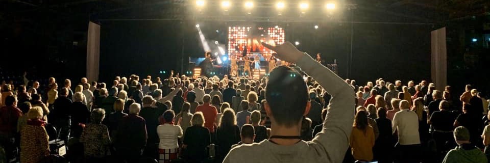 𝗝𝗼𝗻𝗮𝘁𝗵𝗮𝗻 𝗠𝗮𝘄𝘀𝗼𝗻 𝗖𝗿𝗲𝗮𝘁𝗶𝘃𝗲 banner