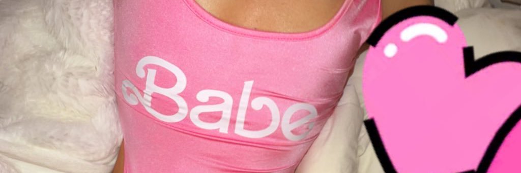 Peachy femboy ryry 🩷🍑 banner