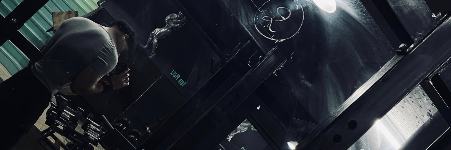 dada banner