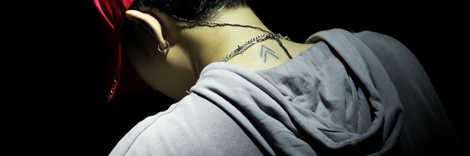 feelfaris's profile banner image