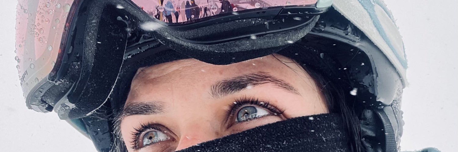 devamartinez's profile banner image