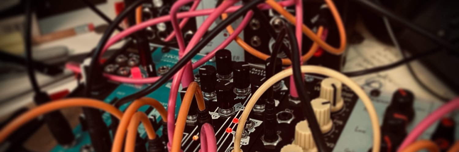 J.Lynch/30lbs of Bone banner