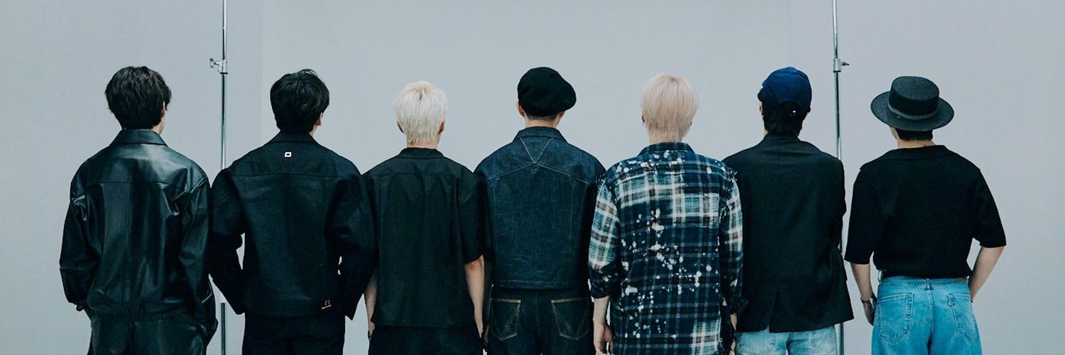 Sally⁷ 🪭 🦋 banner