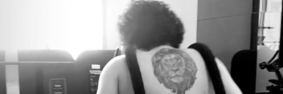 AmaalKeAbs's profile banner image
