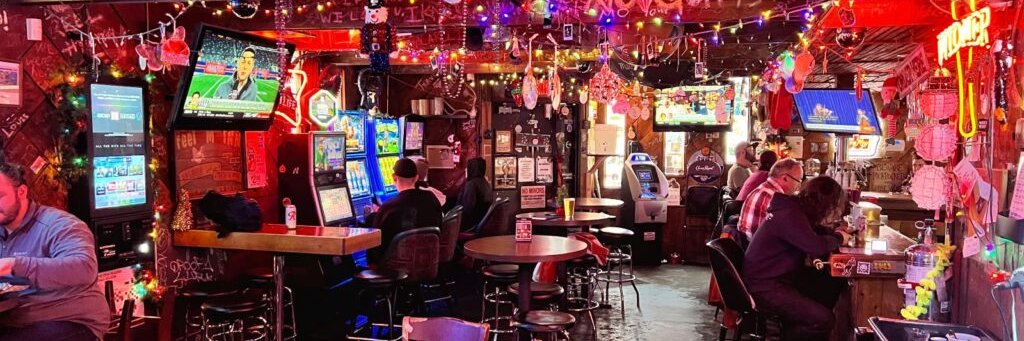 divebar banner
