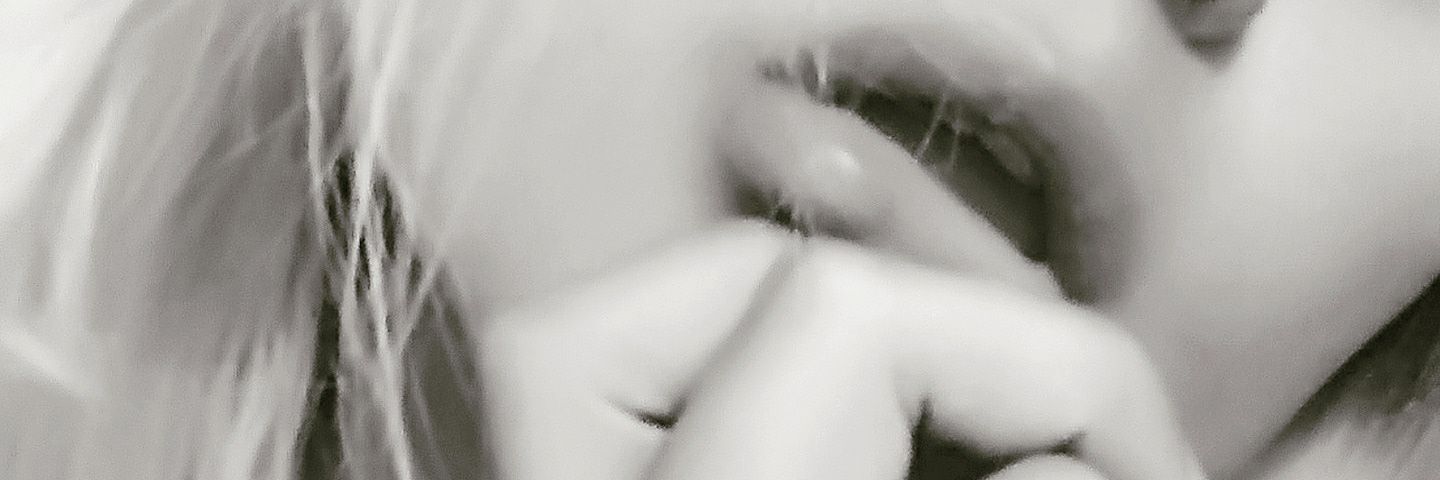 ElizabethValBar's profile banner image