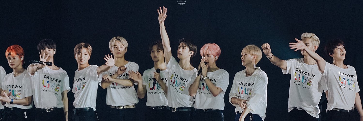 linheun's profile banner image