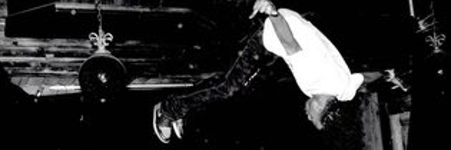 f banner