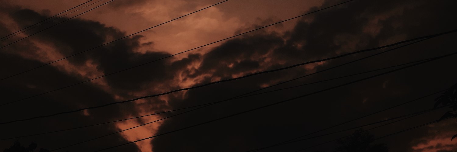 hellopirra's profile banner image