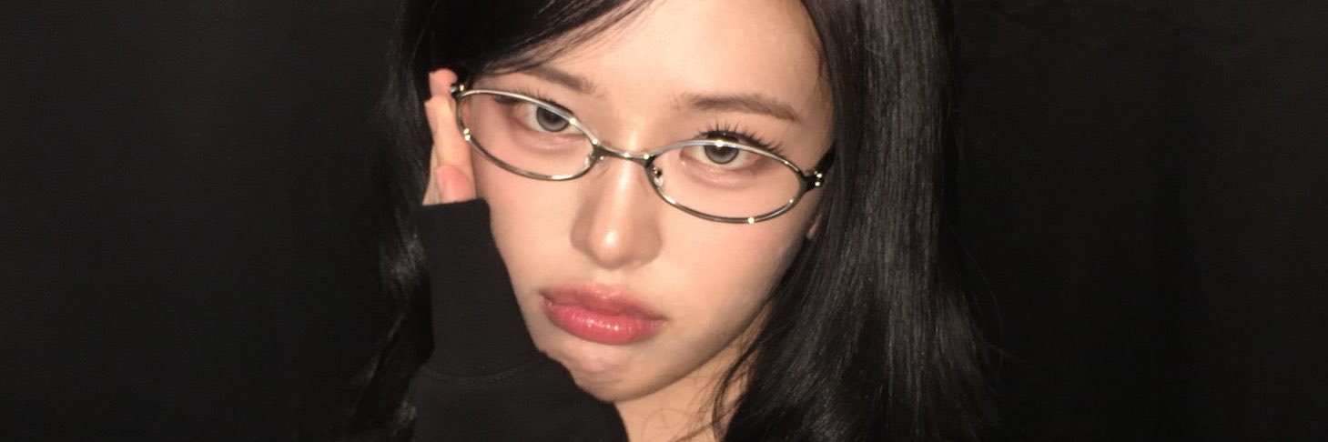 mme_ya_'s profile banner image