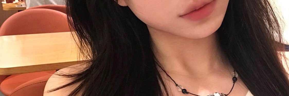 yaya🐱 的个人资料封面