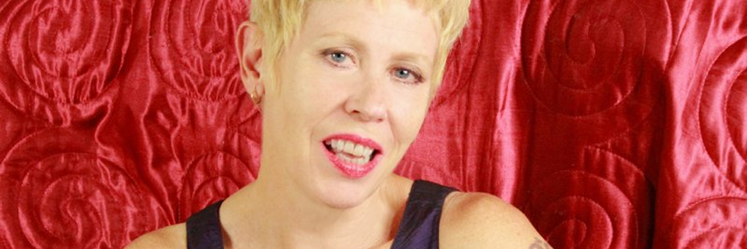 Hazel O'Connor Profile Banner