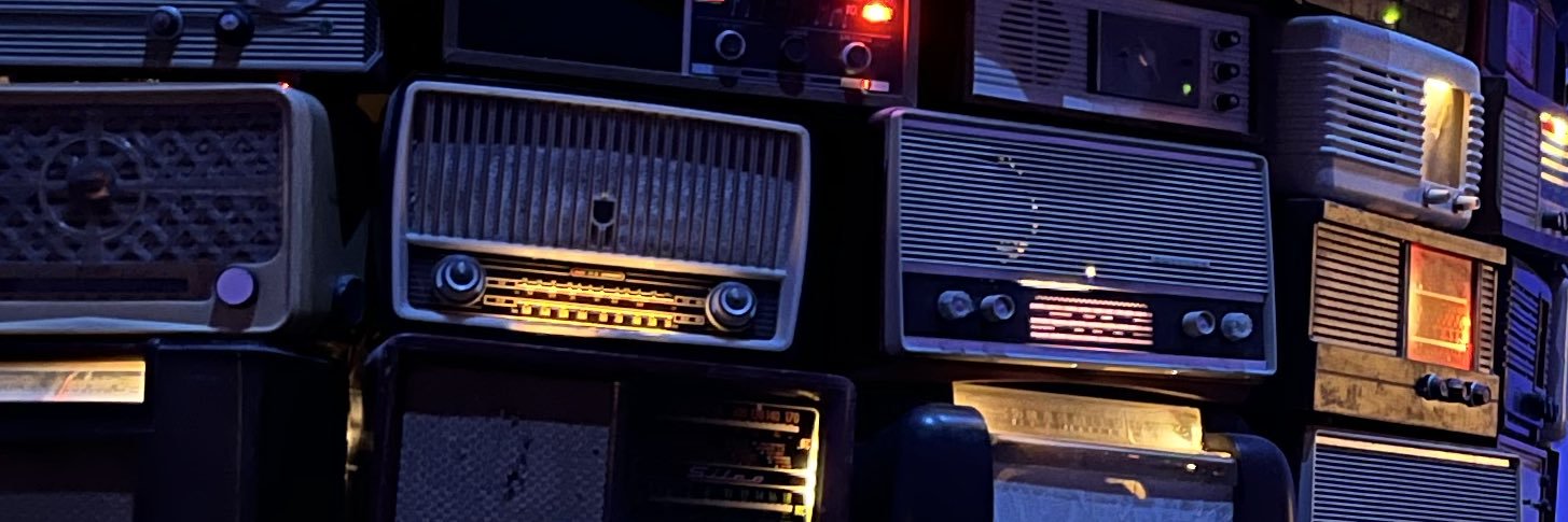 Huver Etienne banner