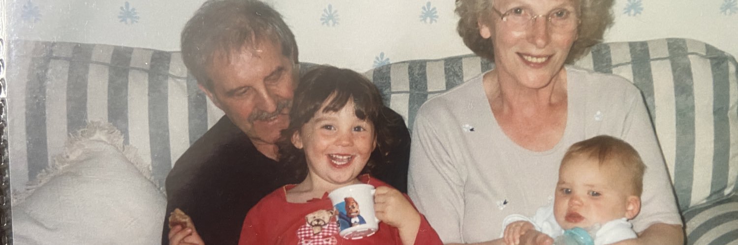 meaghanelliott_'s profile banner image
