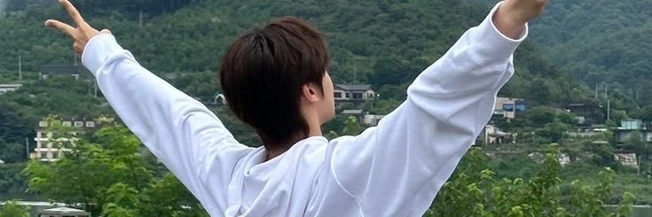 뀨닝 banner