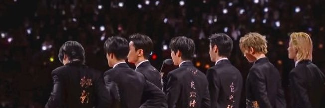 TooClosetotheRoyalty banner