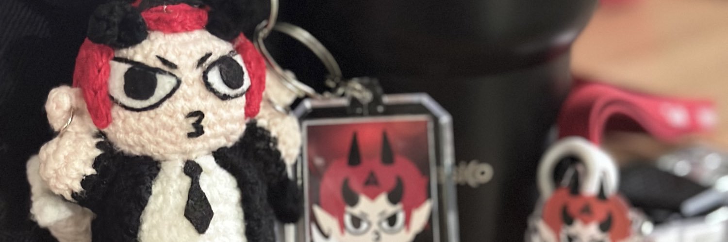 ⇜อูยู =🍼⚫️⚪️🌊🦞🍀 banner