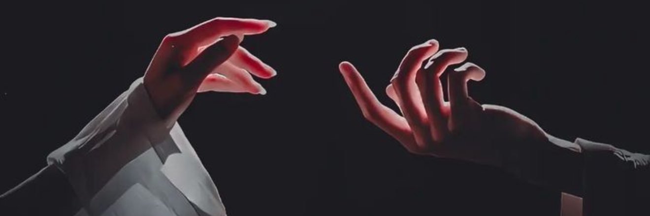 M banner