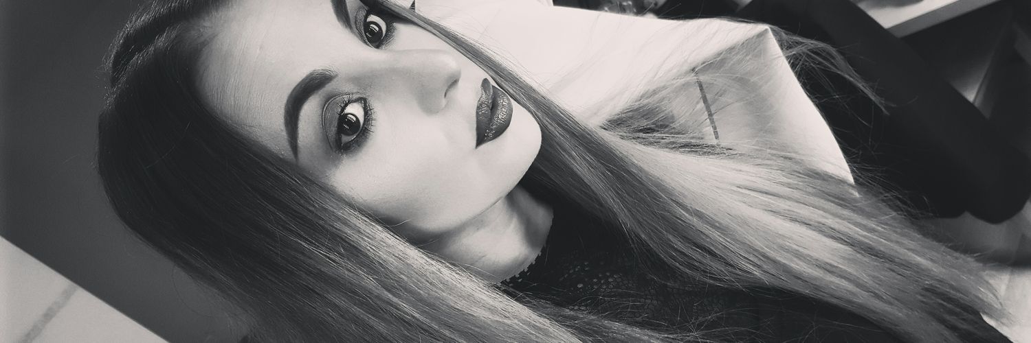 BringyrLipstick's profile banner image