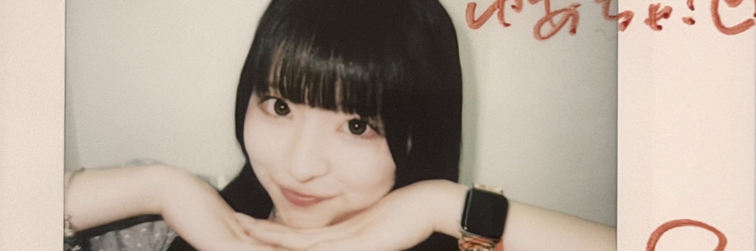 yv___06's profile banner image