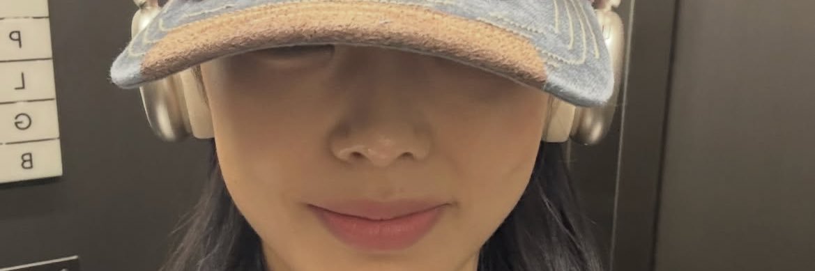yi banner