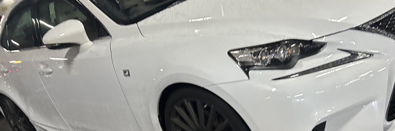 L N banner