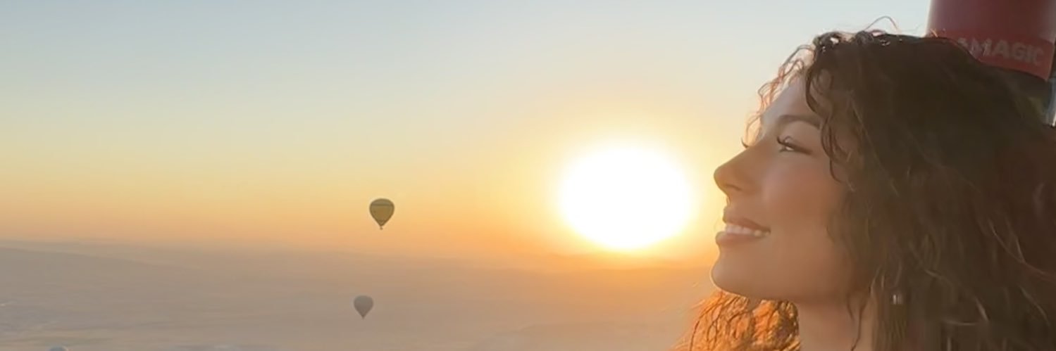 Melissatri_'s profile banner image