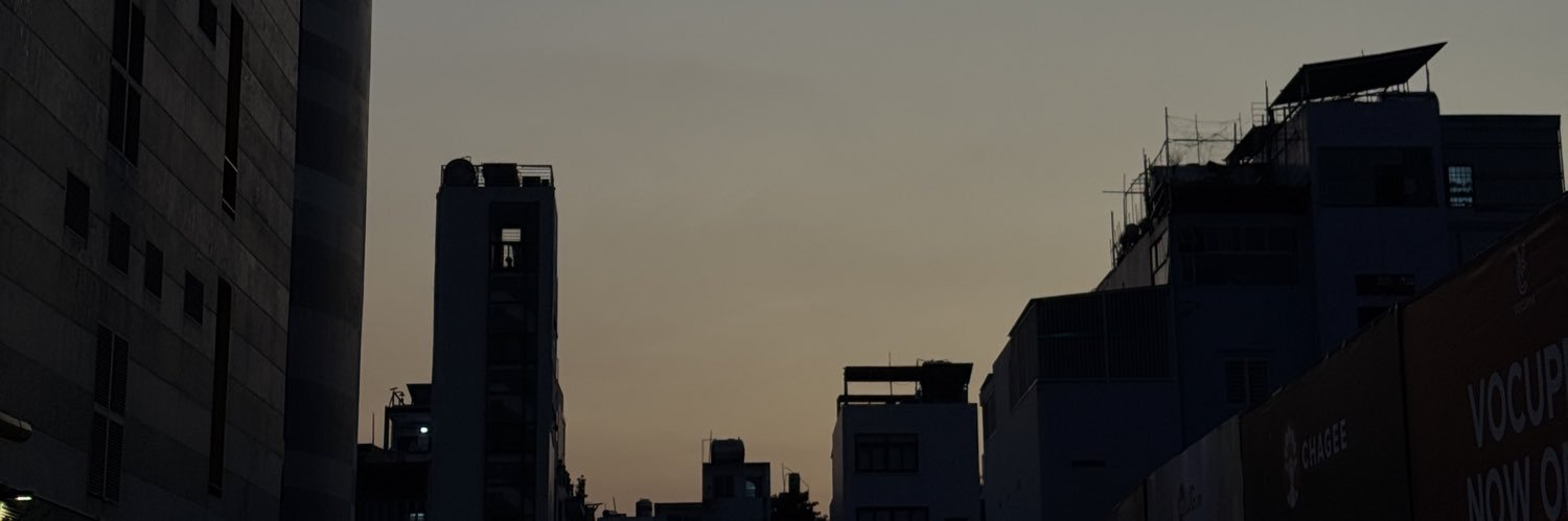 thichstr8's profile banner image