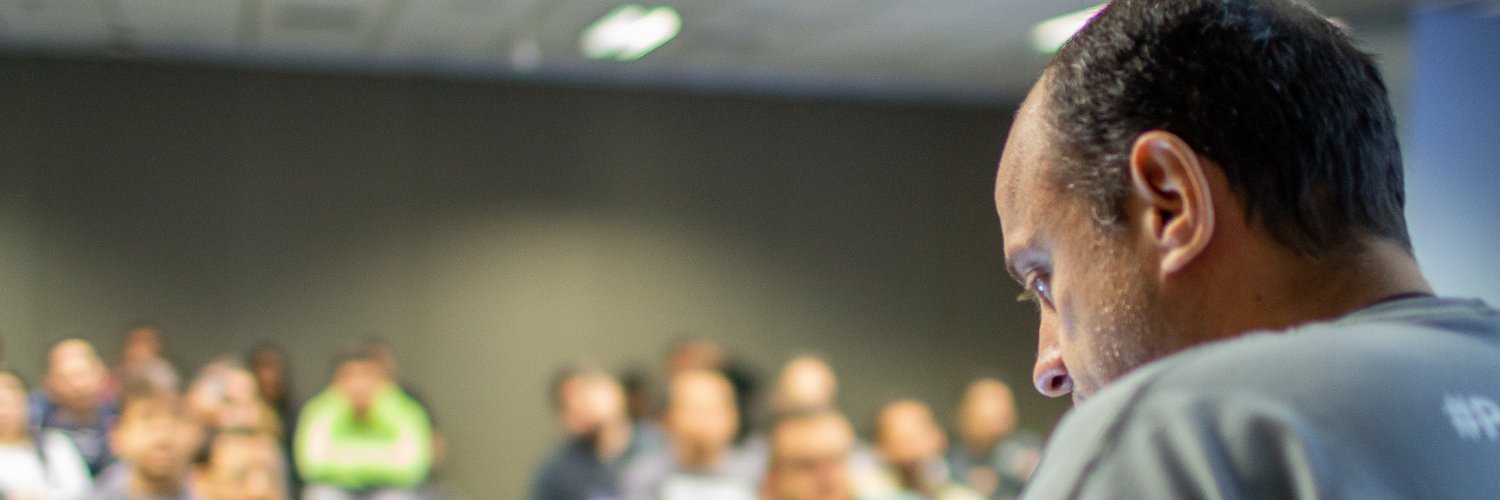 Carlos dos Santos banner