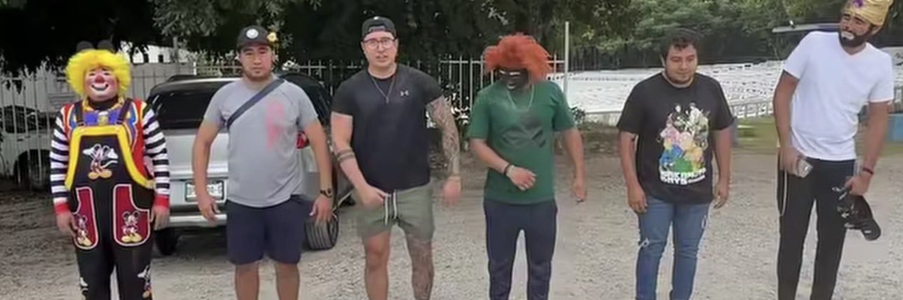 Wicho García banner