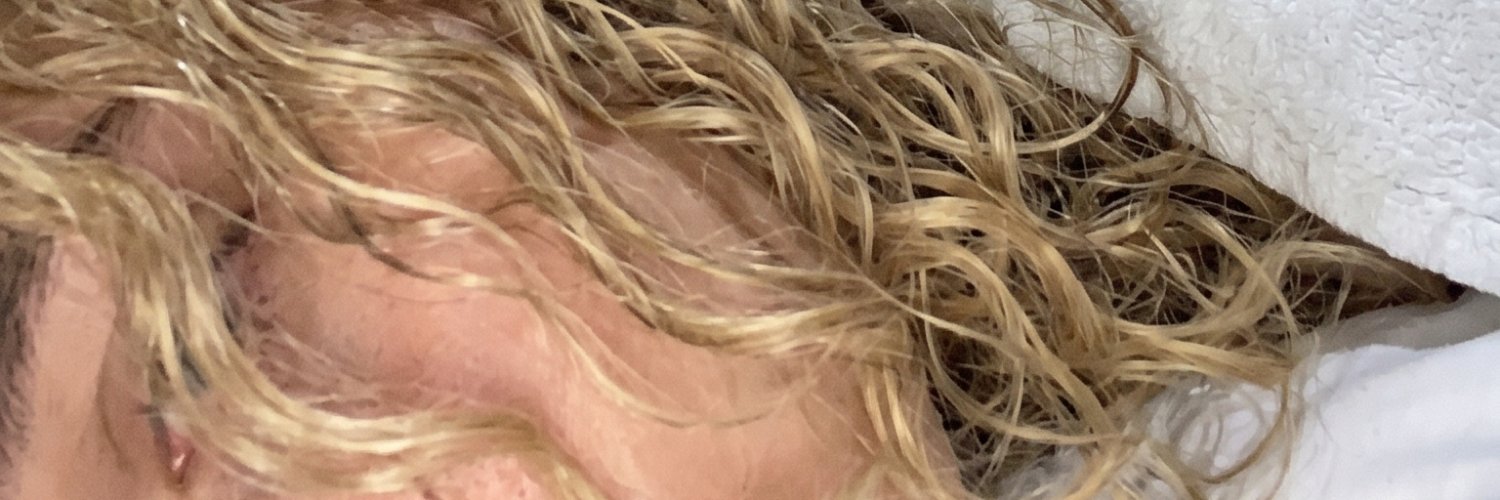camottaeu's profile banner image