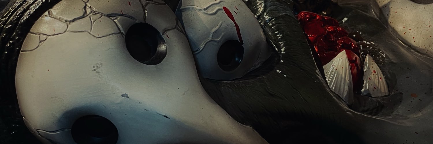 022211M's profile banner image