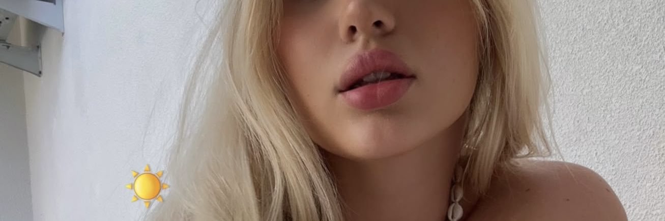 ℐ𝓈𝒶𝒷𝑒𝓁𝓁𝒶 𝒜𝒹𝒶𝓂𝓈 🎀 banner