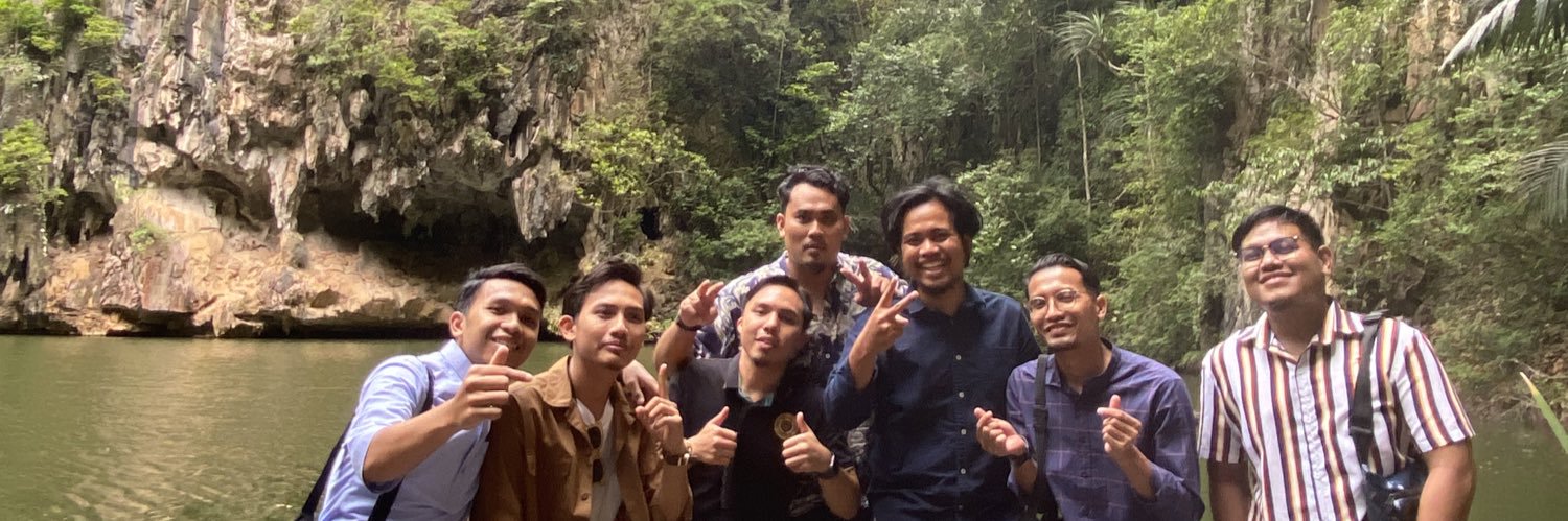 fickemam's profile banner image