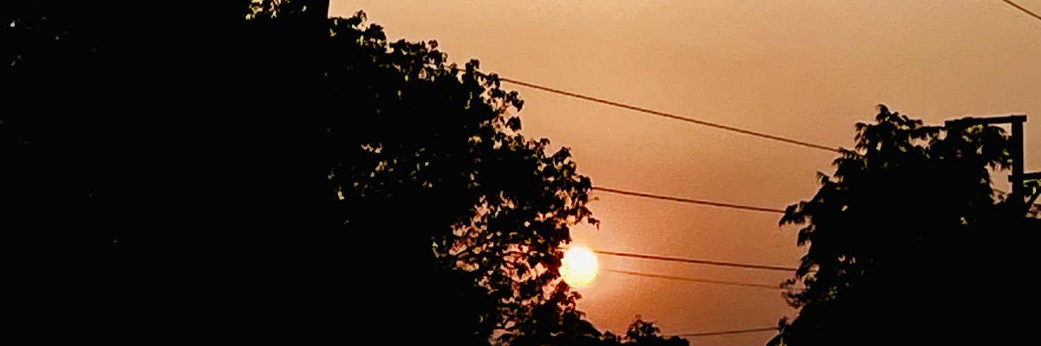 R💥 banner