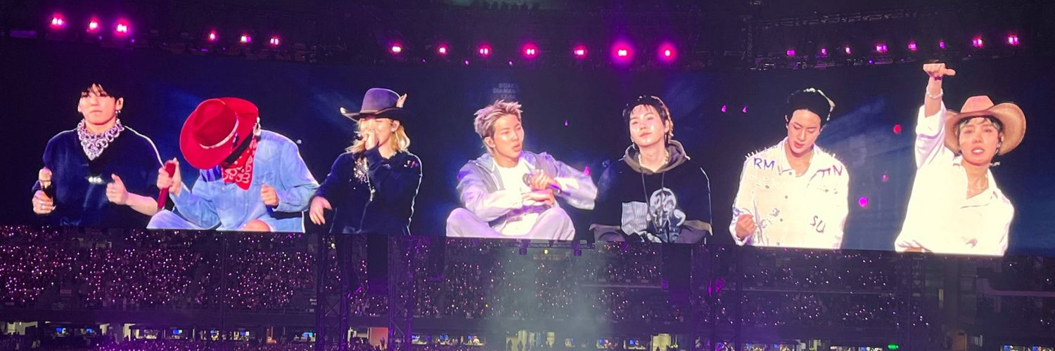 ISA ♡🇲🇽 TIENE FE DE VER A BTS EN EL 2027 🙏 banner