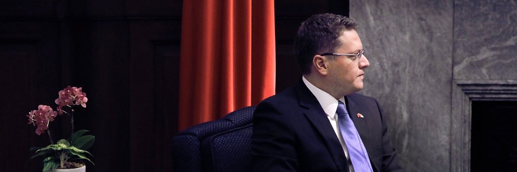 Rafa Sierra banner