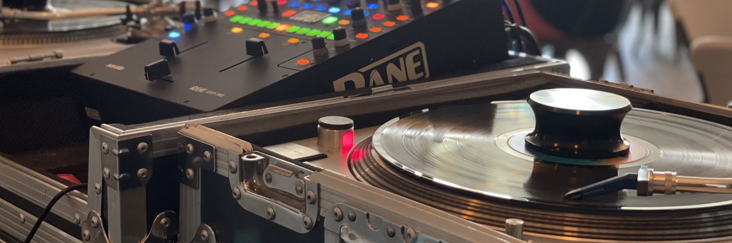 Its good to be the king banner