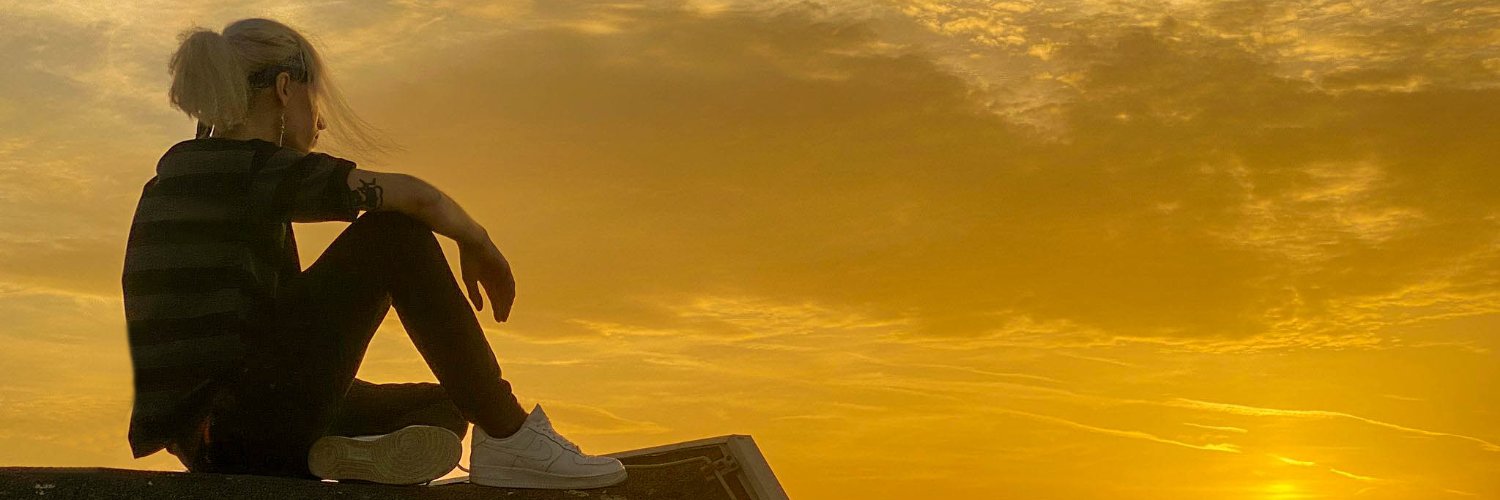 Laserkittenx's profile banner image