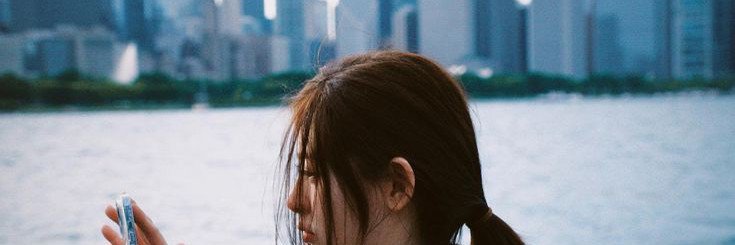 monieell🪵🪹 banner