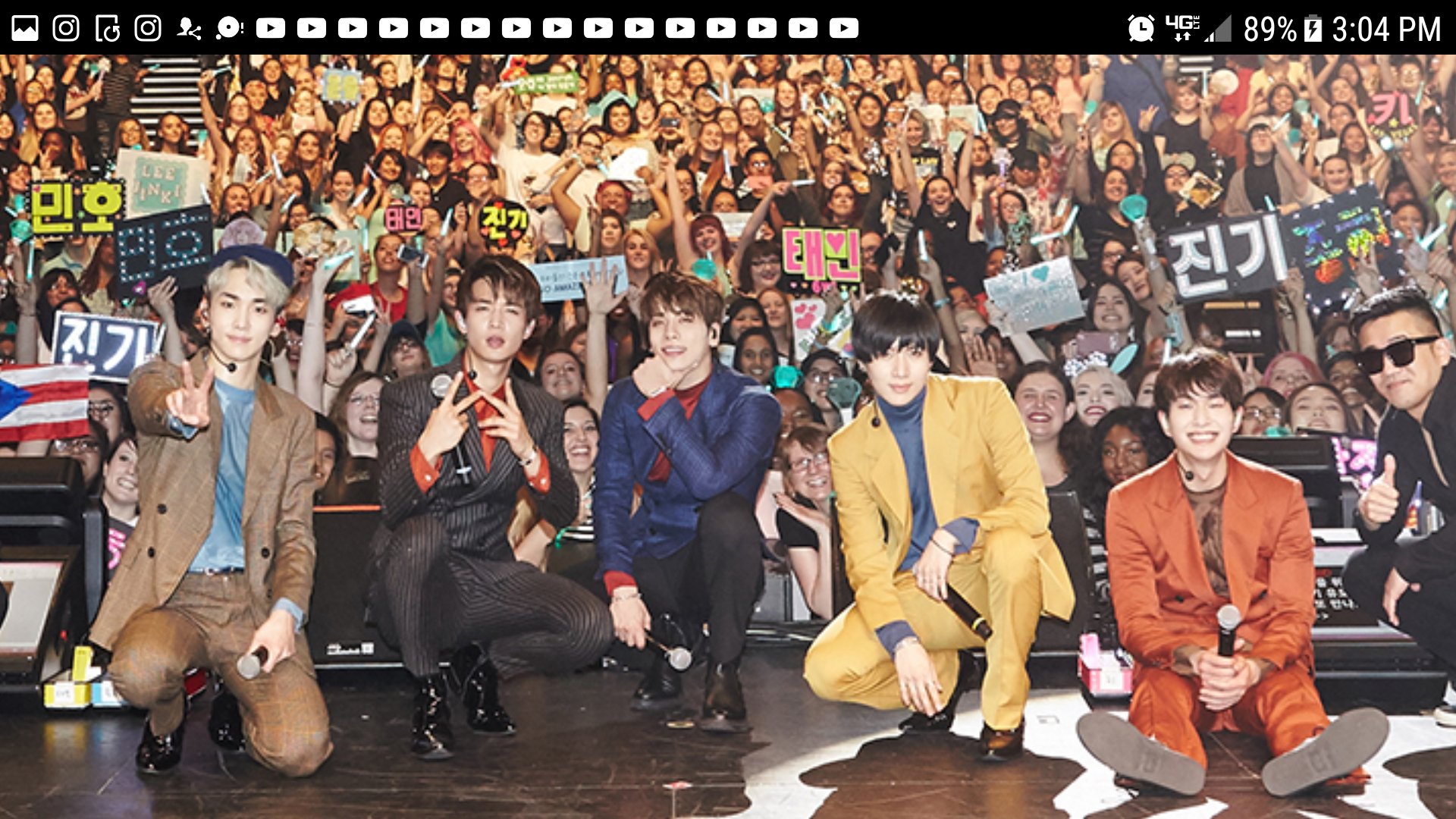 Chat4fash's profile banner image