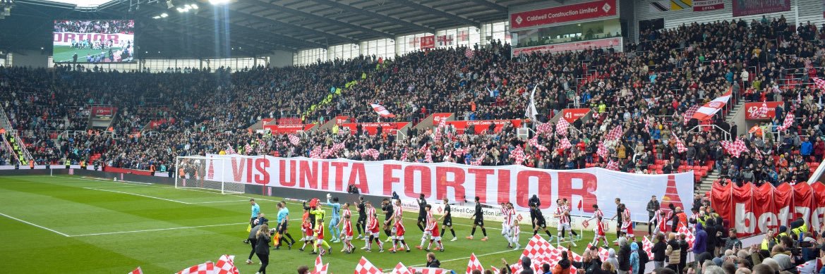 Simon banner