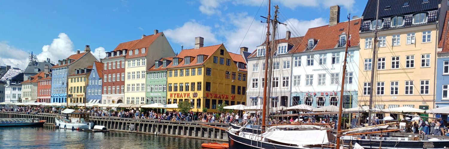 Carolyn Norris banner