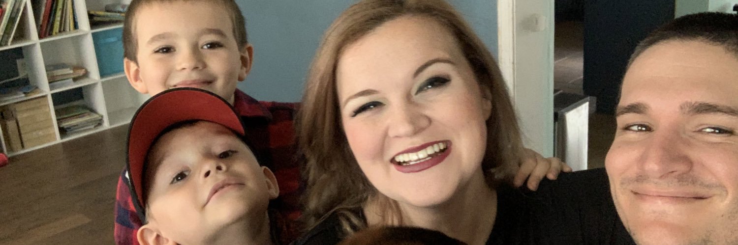danilymarie's profile banner image