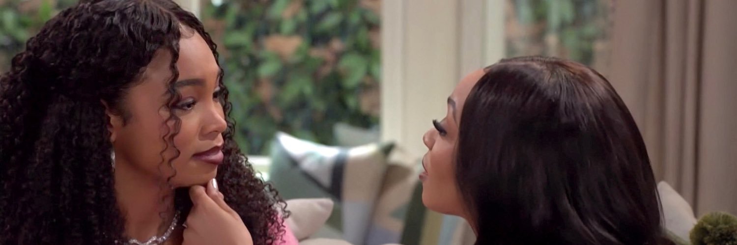 Shania Thomaz banner