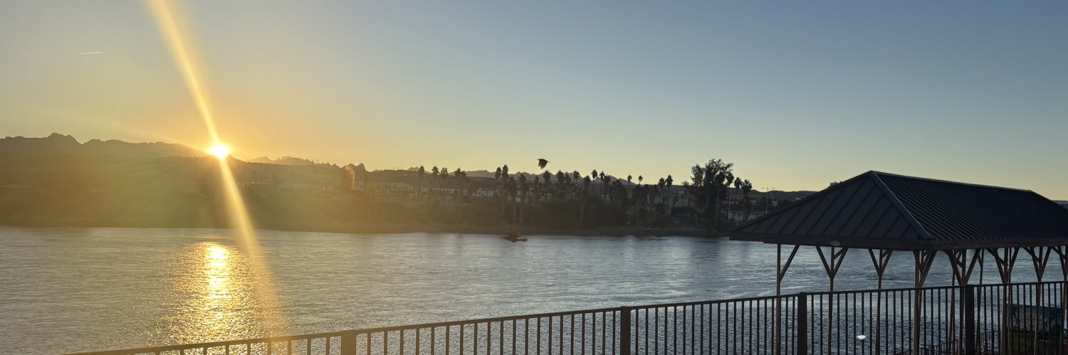 omarinah's profile banner image