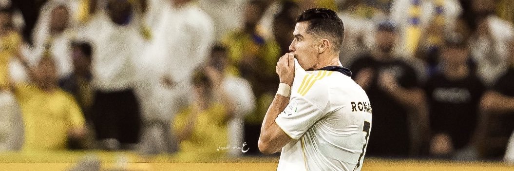 جُوْليان banner