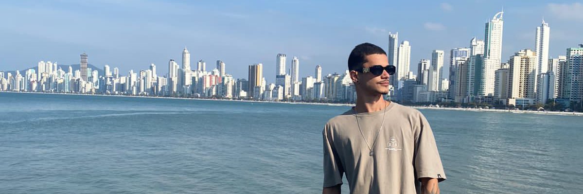 Olliozo's profile banner image