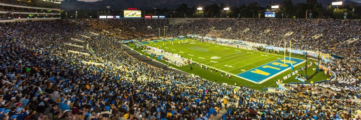 Coach Chris Smith banner